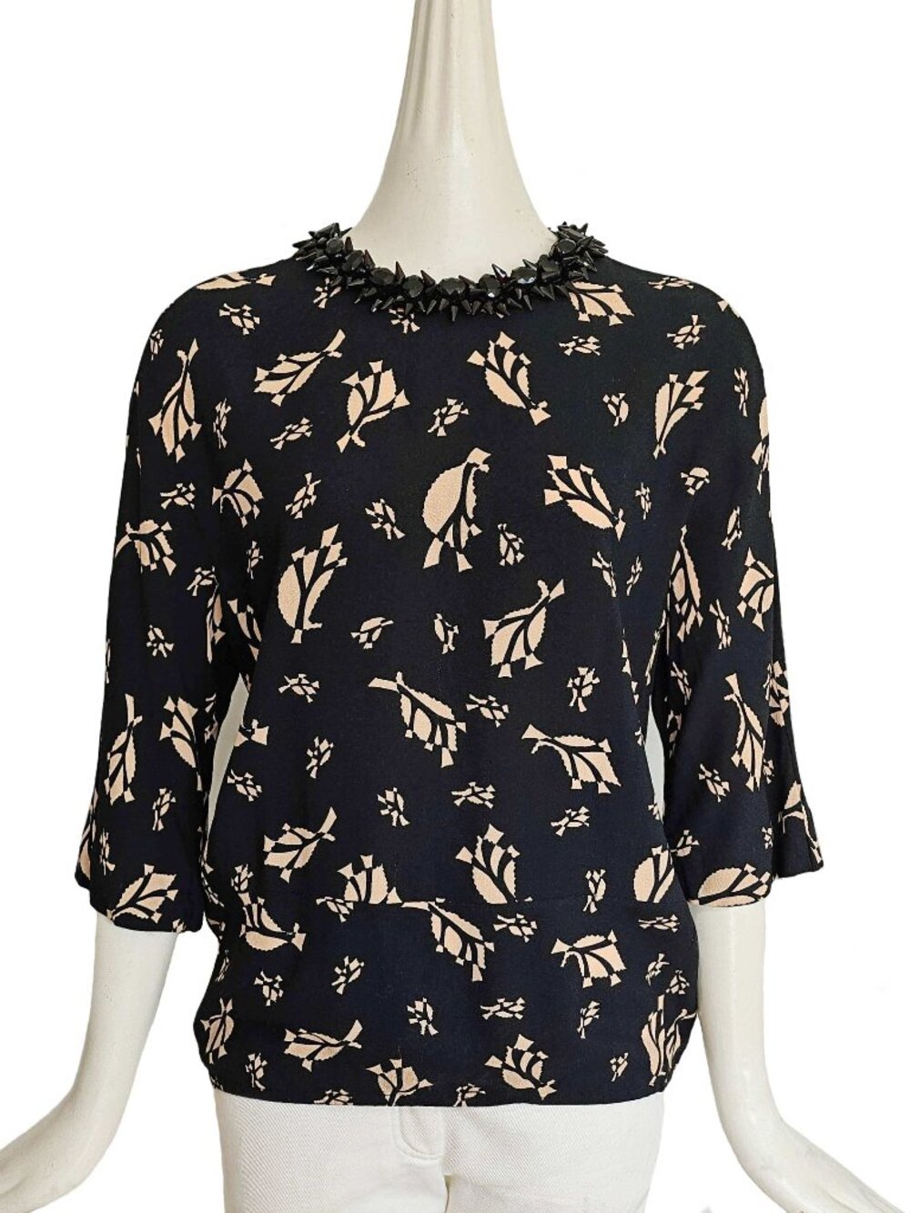 MARNI BLACK/BEIGE PRINT JEWEL APPLIQUE BLOUSE (40)